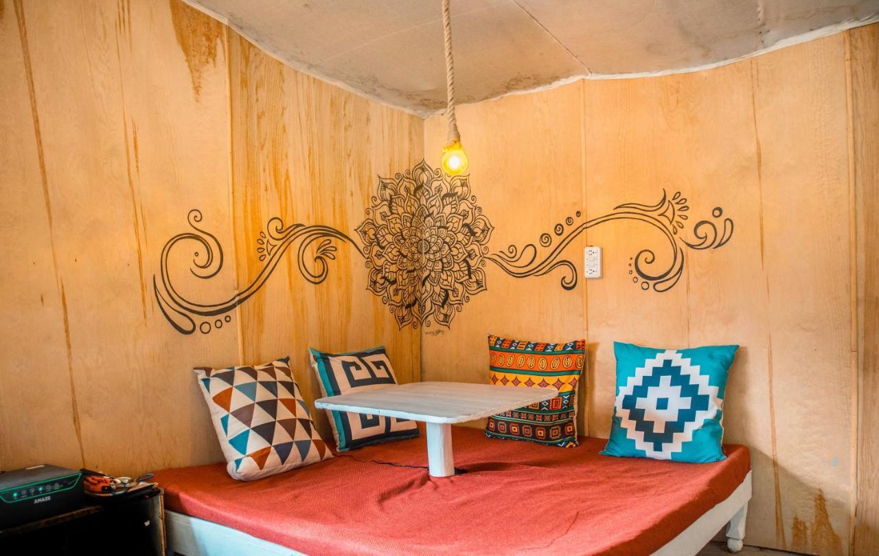 Young Monk Hostel & Cafe Old Manali ภายนอก รูปภาพ